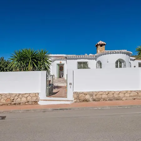 Cayetana - Spacious 4-bedroom With Private Pool Terrace & Bbq Málaga