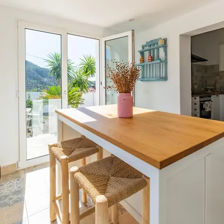 Villa Cayetana - Spacious 4-bedroom With Private Pool Terrace & Bbq Málaga