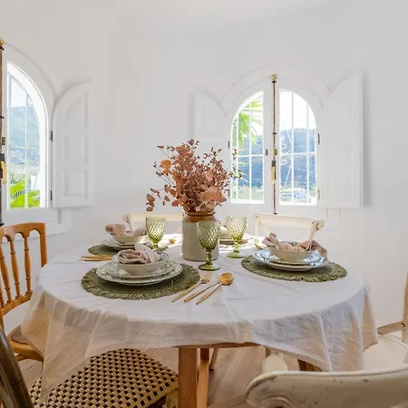 Cayetana - Spacious 4-bedroom With Private Pool Terrace & Bbq Villa Málaga